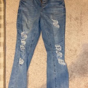 High waisted, light jeans